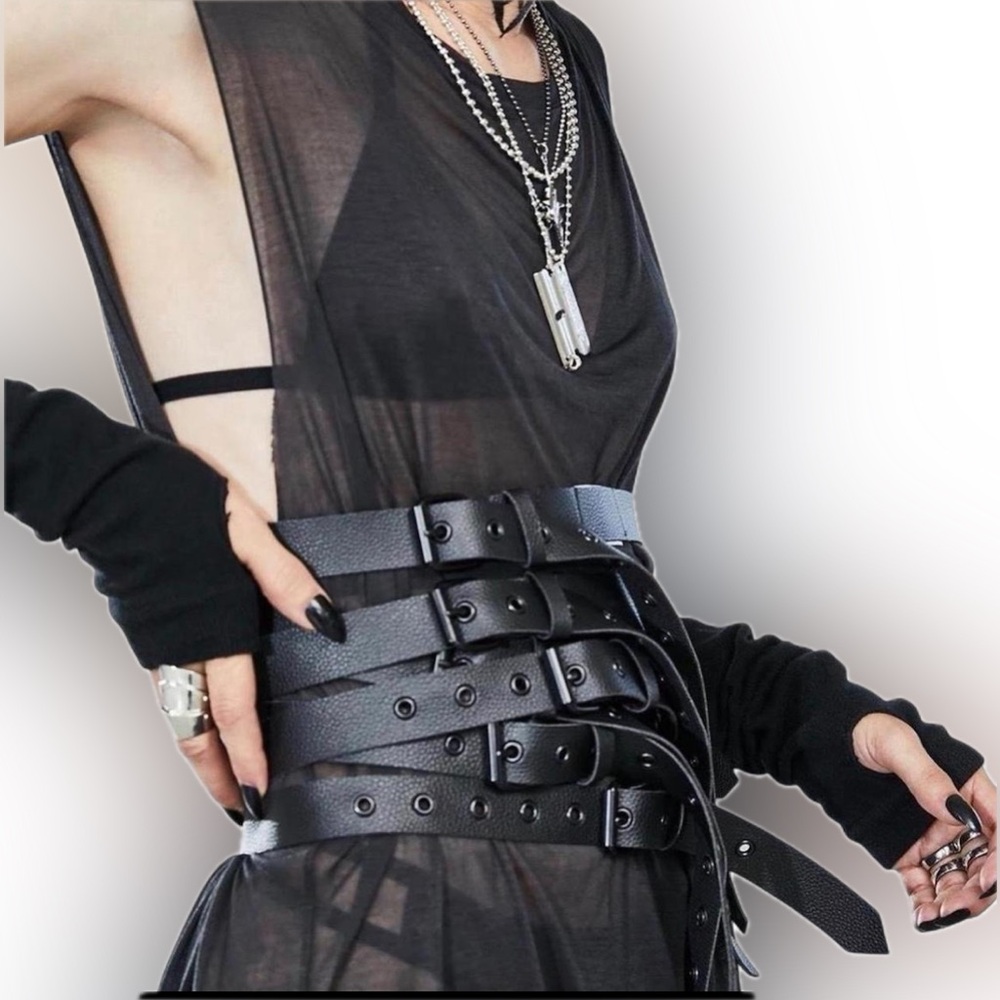 Darker Wavs Strappy Belted Corset - Picture 2 of 3